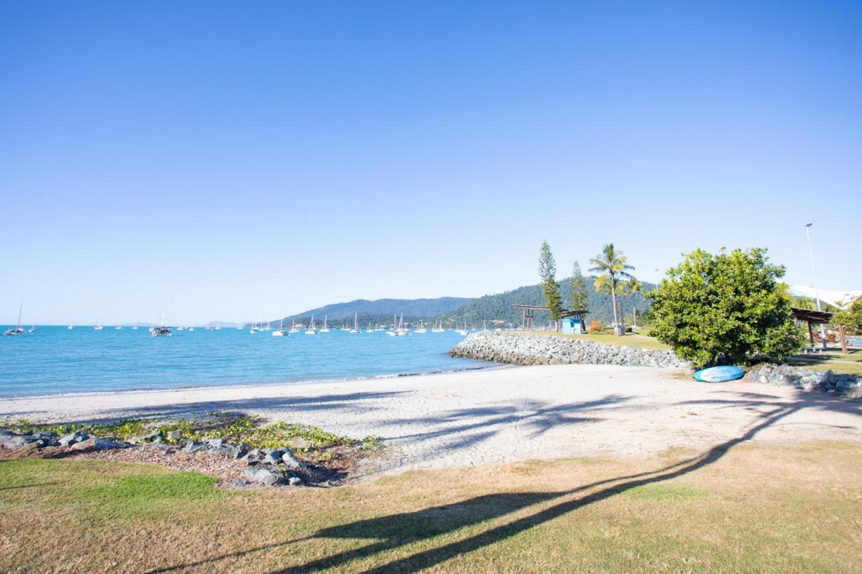 Mandalay Escape, Seclusion & Serenity With A Pool Airlie Beach Eksteriør billede