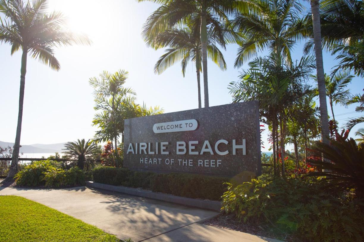Mandalay Escape, Seclusion & Serenity With A Pool Airlie Beach Eksteriør billede