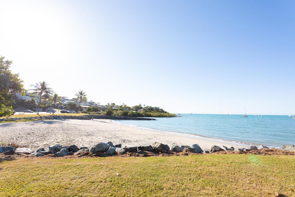 Mandalay Escape, Seclusion & Serenity With A Pool Airlie Beach Eksteriør billede