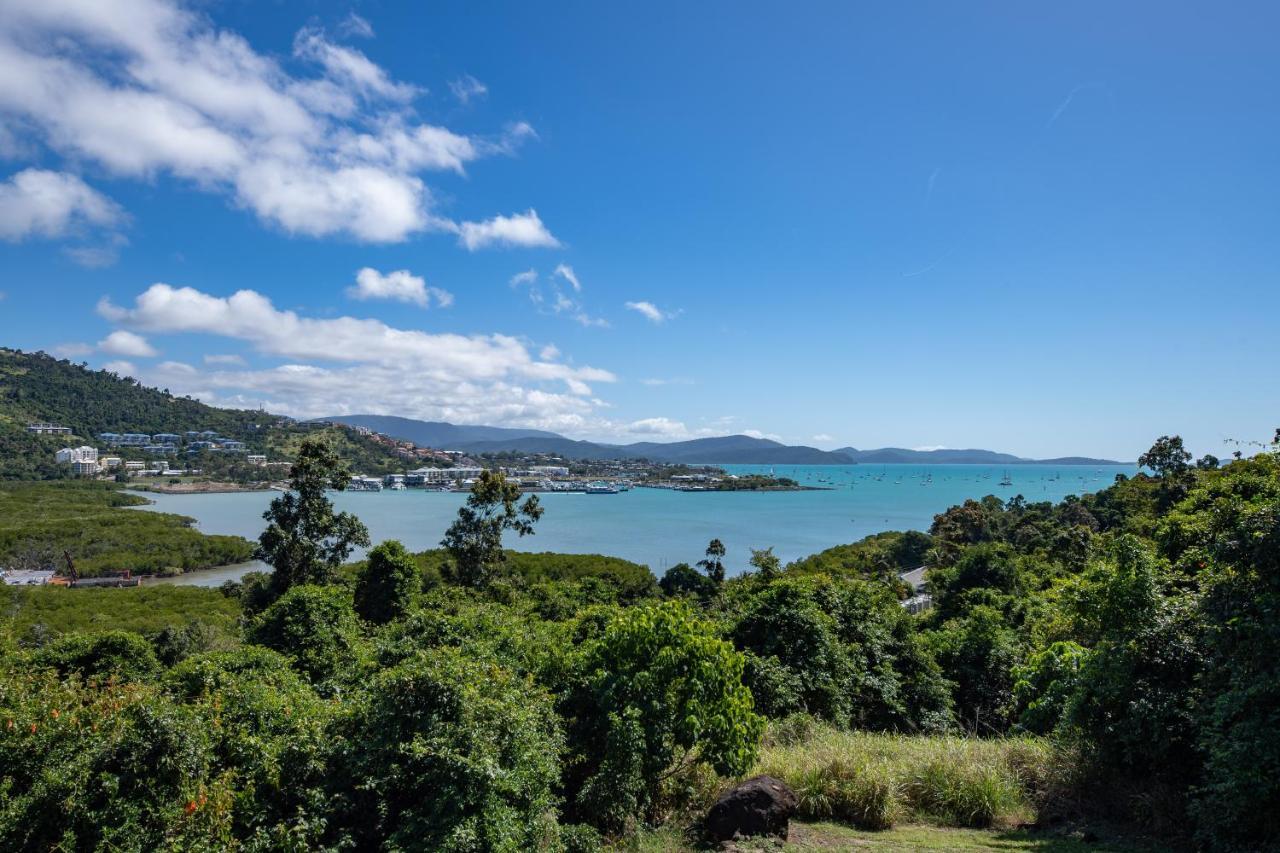 Mandalay Escape, Seclusion & Serenity With A Pool Airlie Beach Eksteriør billede