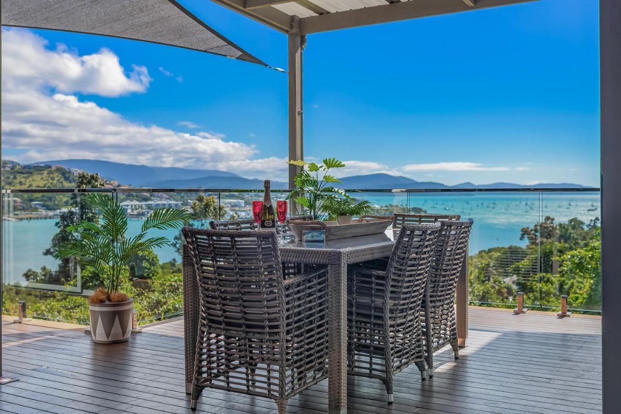 Mandalay Escape, Seclusion & Serenity With A Pool Airlie Beach Eksteriør billede