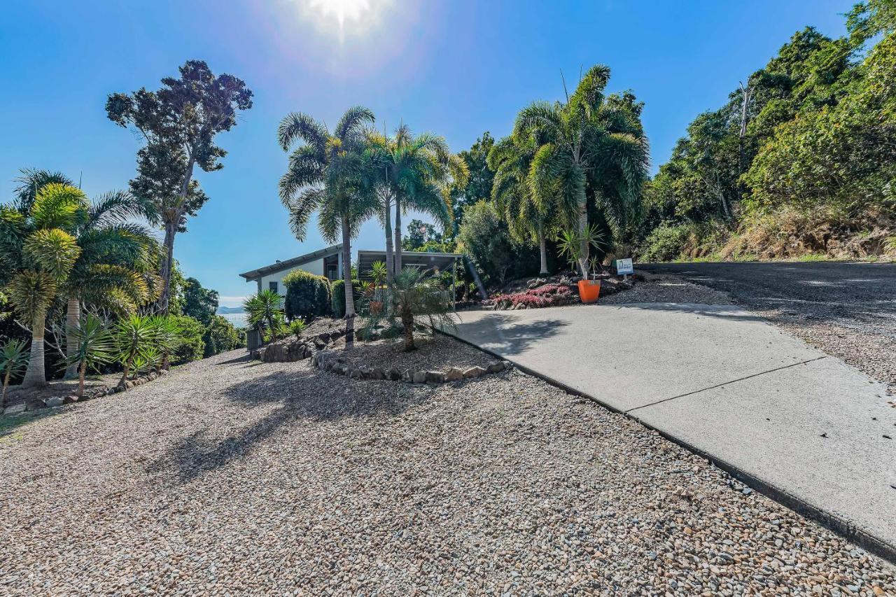 Mandalay Escape, Seclusion & Serenity With A Pool Airlie Beach Eksteriør billede