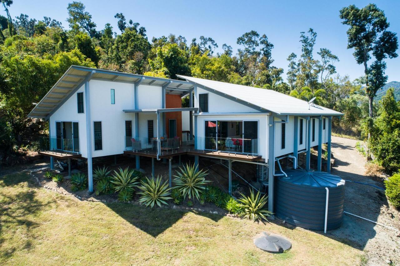 Mandalay Escape, Seclusion & Serenity With A Pool Airlie Beach Eksteriør billede